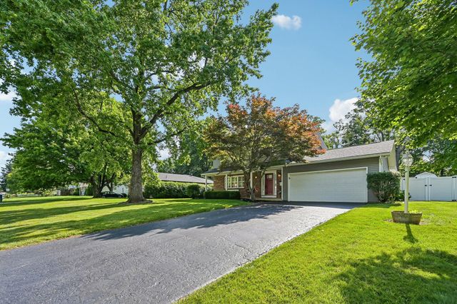 9491 Circle Drive E, Pickerington, OH 43147