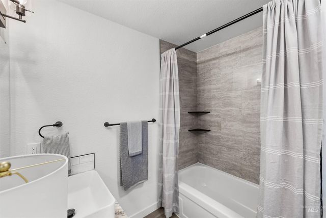 7144 W Diamond St, Boise, ID 83709