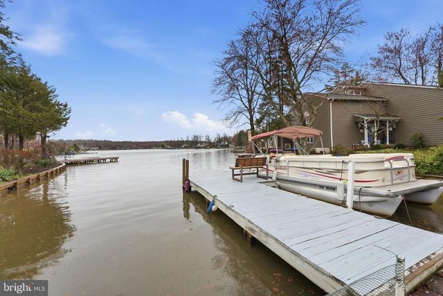 1353 LAKEVIEW PKWY, Locust Grove, VA 22508