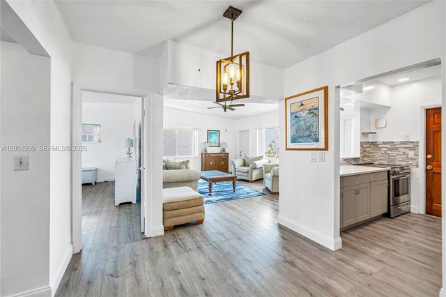 3721 NE 170th St 2, North Miami Beach, FL 33160