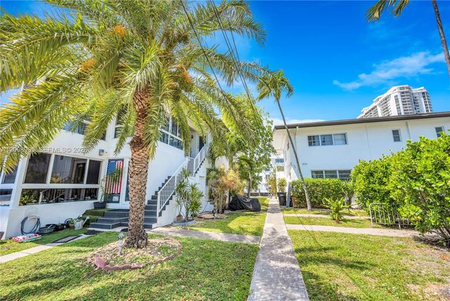 3721 NE 170th St 2, North Miami Beach, FL 33160