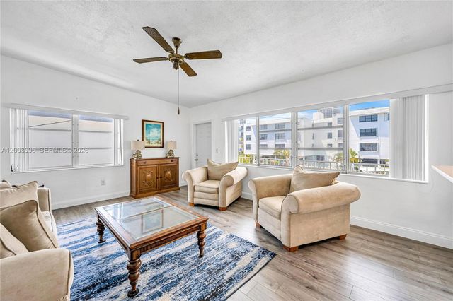 3721 NE 170th St 2, North Miami Beach, FL 33160