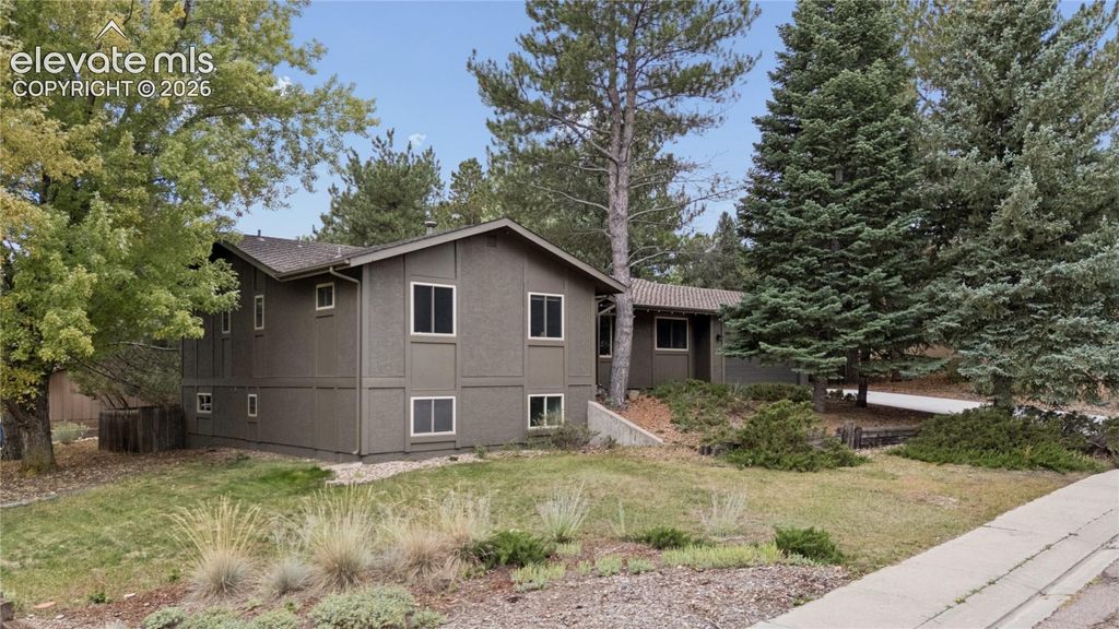 505 Big Sky Court, Colorado Springs, CO 80919 — exterior
