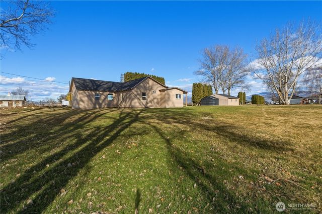 22 Kermel Road, Omak, WA 98841