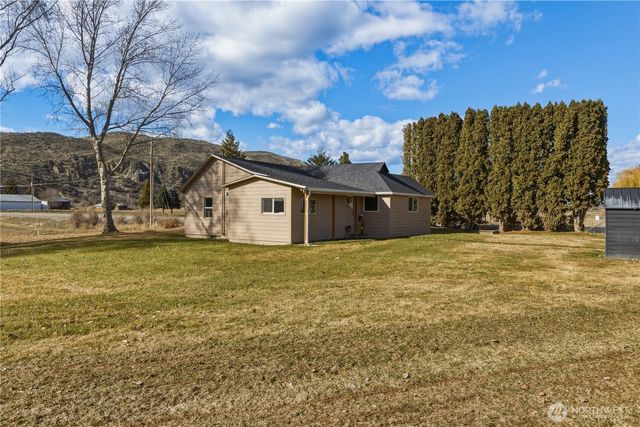 22 Kermel Road, Omak, WA 98841