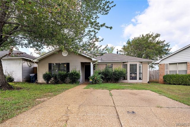 1016 Vineyards, Northport, AL 35406