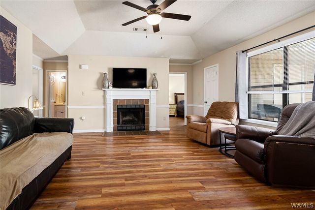 1016 Vineyards, Northport, AL 35406