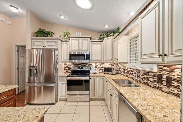 991 BARRYMOORE LOOP, The Villages, FL 32162