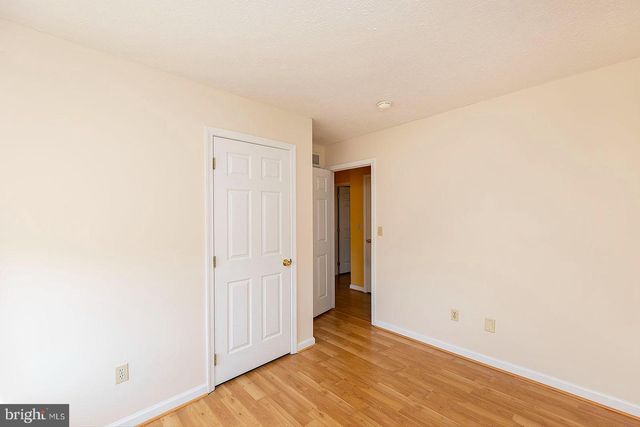 304 CHATHAM SQ, Winchester, VA 22601