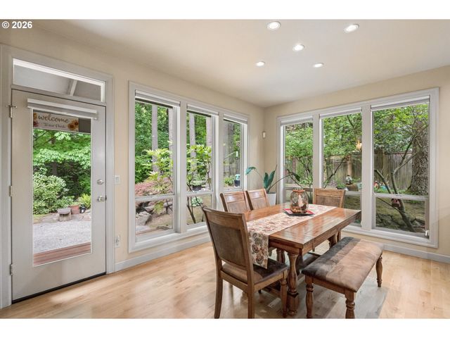 8444 Se 138TH Dr, Portland, OR 97236