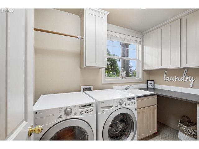 8444 Se 138TH Dr, Portland, OR 97236