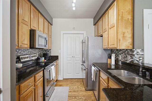 3333 Darcy Street 2202, Fort Worth, TX 76107
