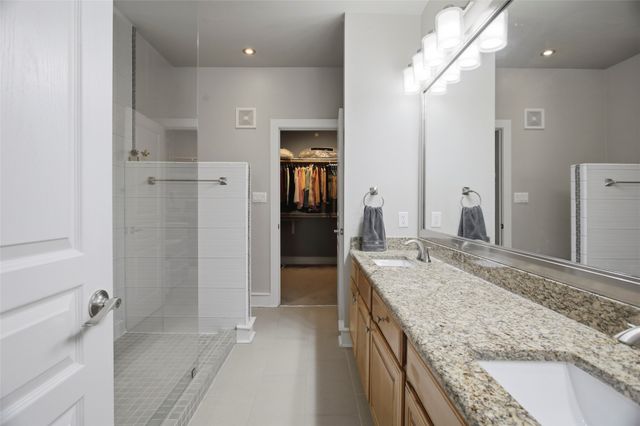 3333 Darcy Street 2202, Fort Worth, TX 76107