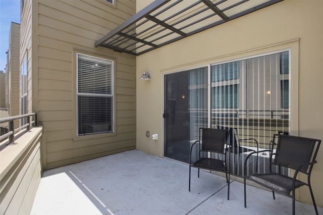 3333 Darcy Street 2202, Fort Worth, TX 76107