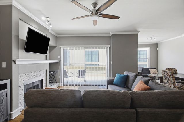 3333 Darcy Street 2202, Fort Worth, TX 76107
