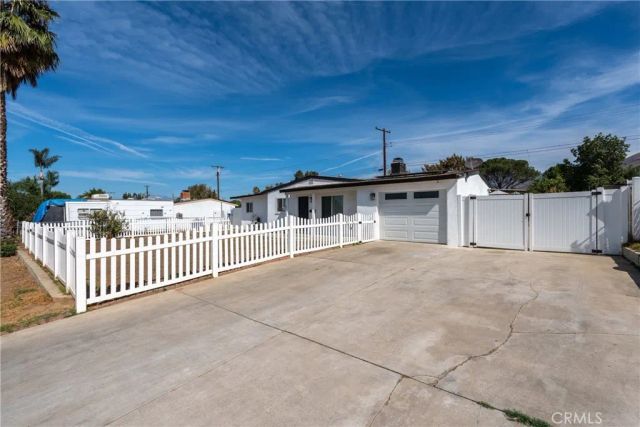 27034 Villa Avenue, Highland, CA 92346