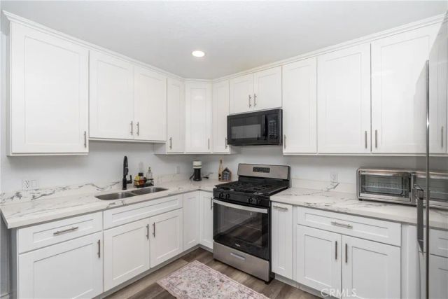 27034 Villa Avenue, Highland, CA 92346