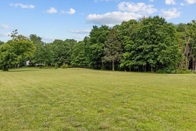 1119 Gallion Rd, Cumberland Furnace, TN 37051