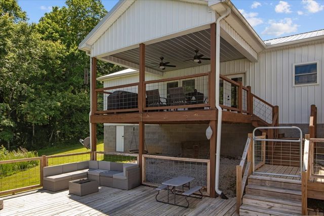 1119 Gallion Rd, Cumberland Furnace, TN 37051