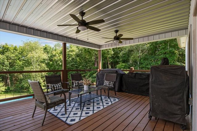 1119 Gallion Rd, Cumberland Furnace, TN 37051