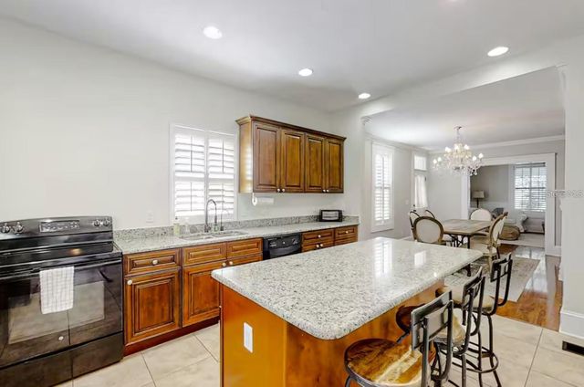 510 E AMELIA AVENUE, Tampa, FL 33602