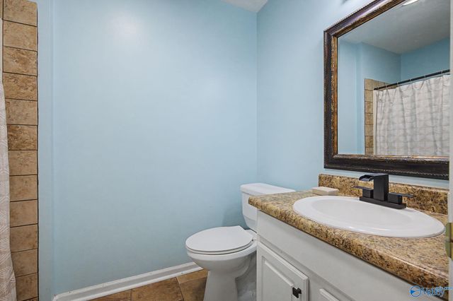 1115 SW Maplewood Drive, Hartselle, AL 35640