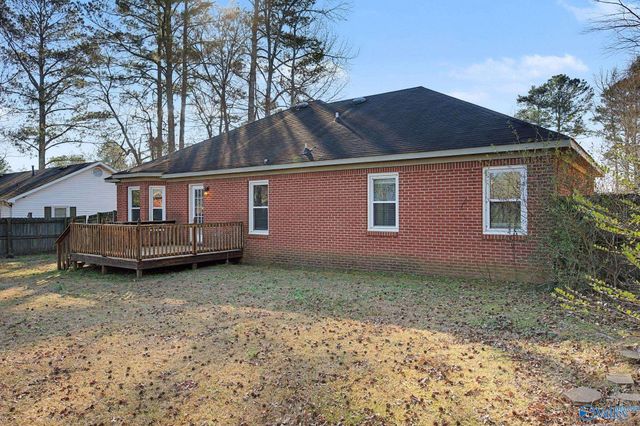 1115 SW Maplewood Drive, Hartselle, AL 35640