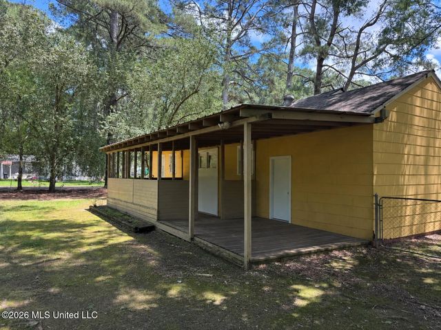 668 Broadmoor Drive, Jackson, MS 39206