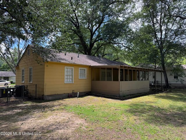 668 Broadmoor Drive, Jackson, MS 39206