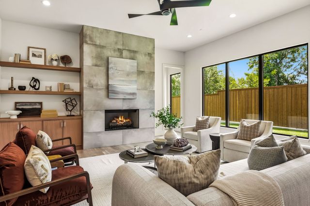 7714 Morton Street, Dallas, TX 75209