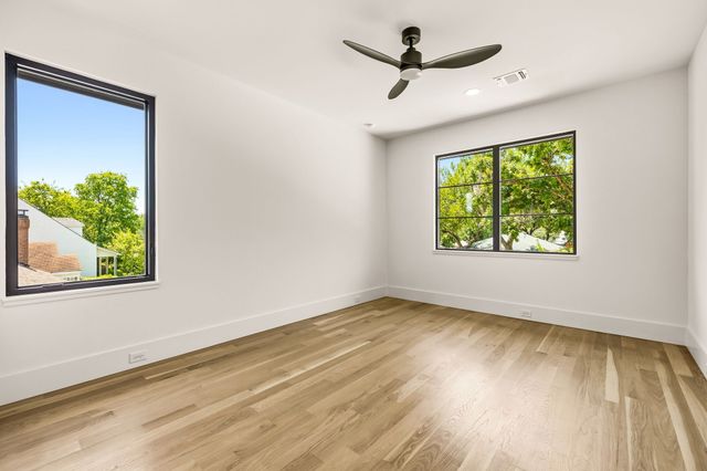 7714 Morton Street, Dallas, TX 75209