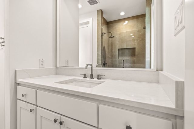 7714 Morton Street, Dallas, TX 75209