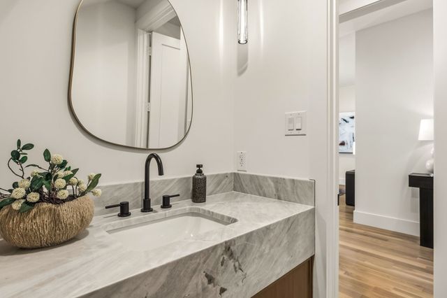 7714 Morton Street, Dallas, TX 75209