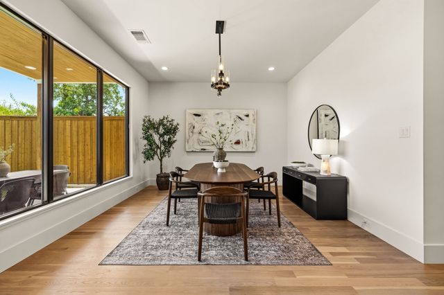 7714 Morton Street, Dallas, TX 75209