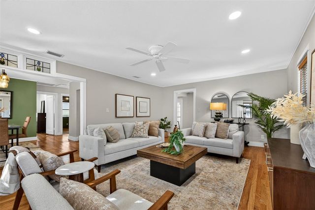 4305 W LEONA STREET, Tampa, FL 33629