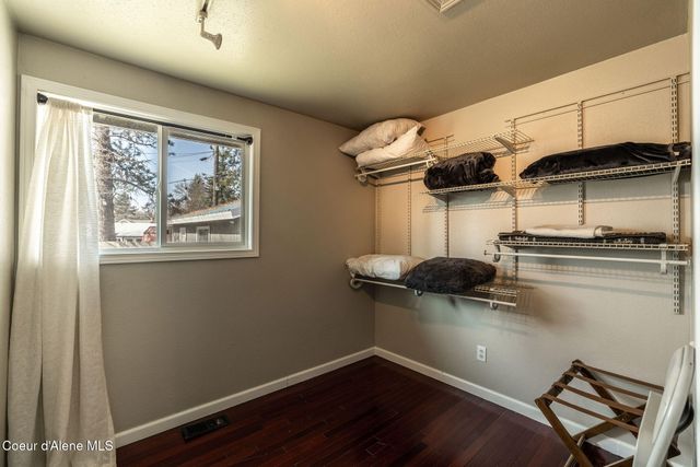 1041 N 17th St, Coeur D'alene, ID 83814