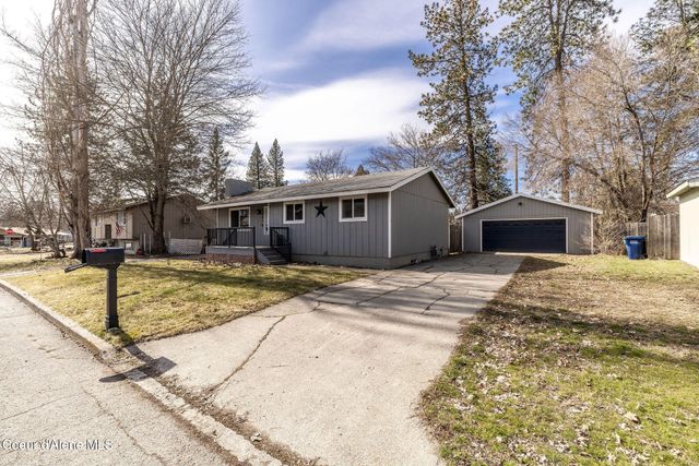 1041 N 17th St, Coeur D'alene, ID 83814