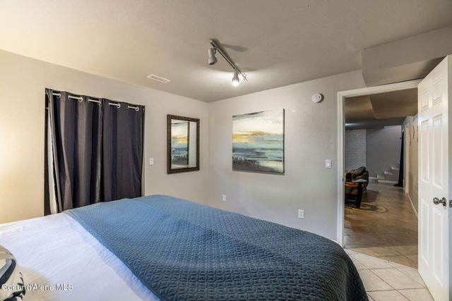 1041 N 17th St, Coeur D'alene, ID 83814