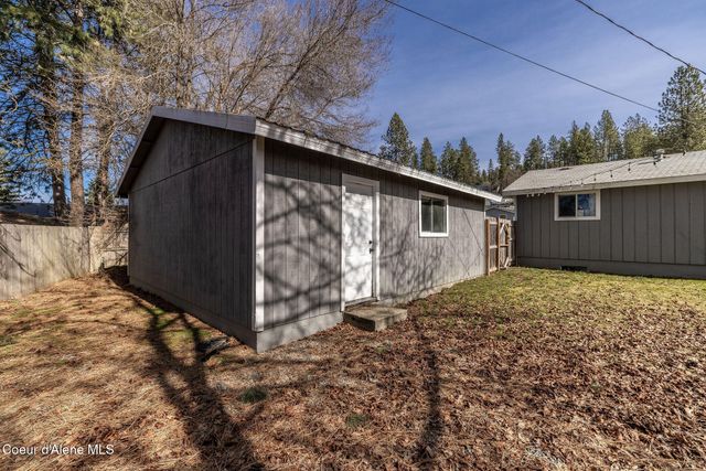 1041 N 17th St, Coeur D'alene, ID 83814