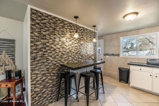 1041 N 17th St, Coeur D'alene, ID 83814