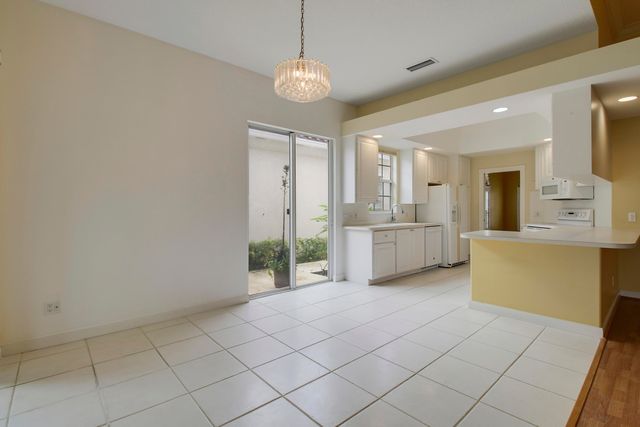 10755 WHARTON Way, Palm Beach Gardens, FL 33412