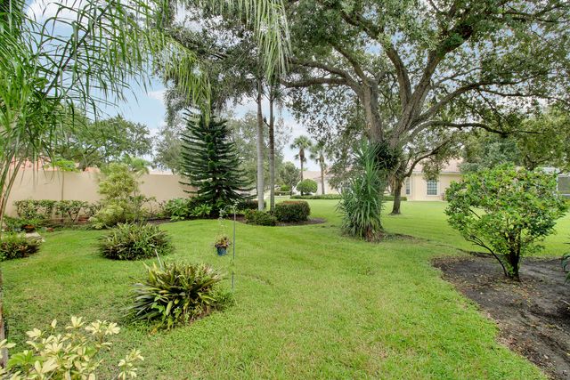 10755 WHARTON Way, Palm Beach Gardens, FL 33412