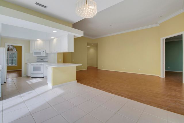 10755 WHARTON Way, Palm Beach Gardens, FL 33412