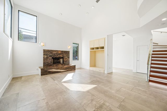235 Malone Street, Houston, TX 77007
