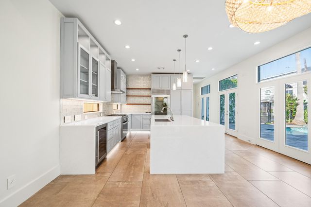 235 Malone Street, Houston, TX 77007