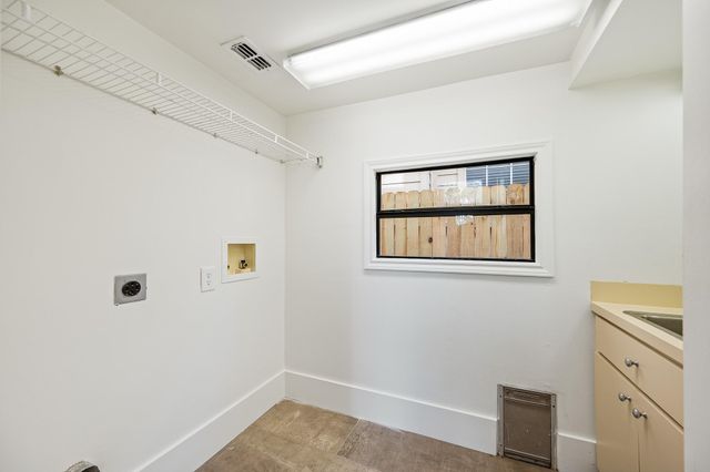 235 Malone Street, Houston, TX 77007