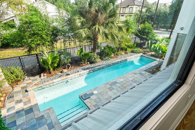 235 Malone Street, Houston, TX 77007