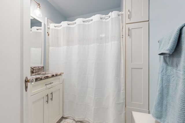 56 Commonwealth Ave 53, Boston, MA 02116