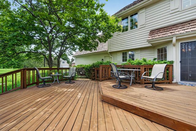 10504 N Haddonstone PLACE, Mequon, WI 53092