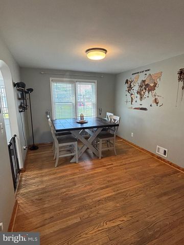 1920 SUNBERRY RD, Baltimore, MD 21222